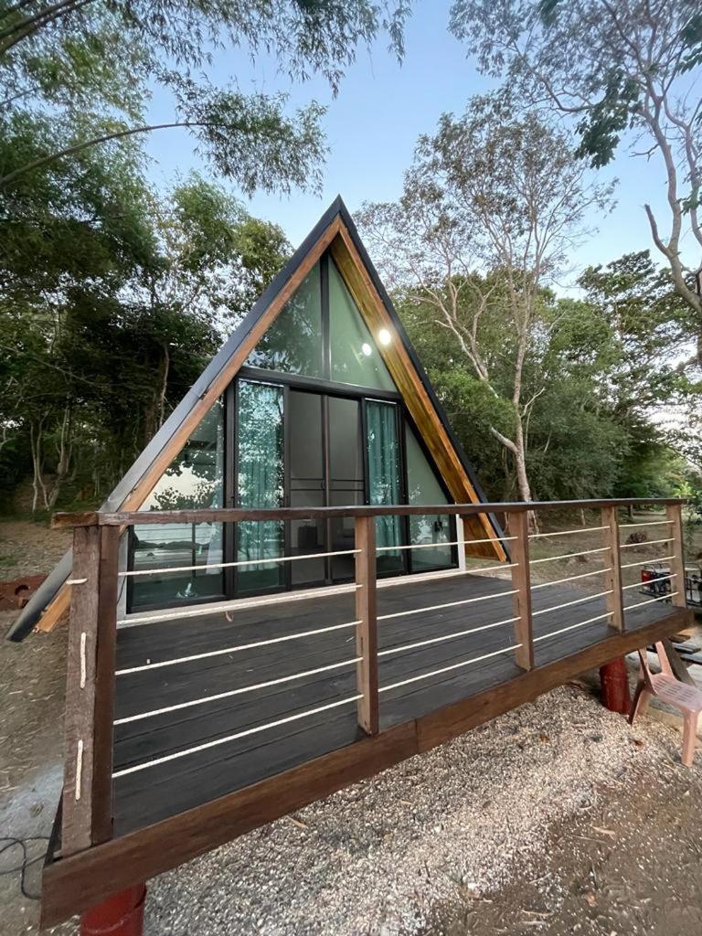 Hotel Dugong Koh Sukorn à Ko Sukon Extérieur photo