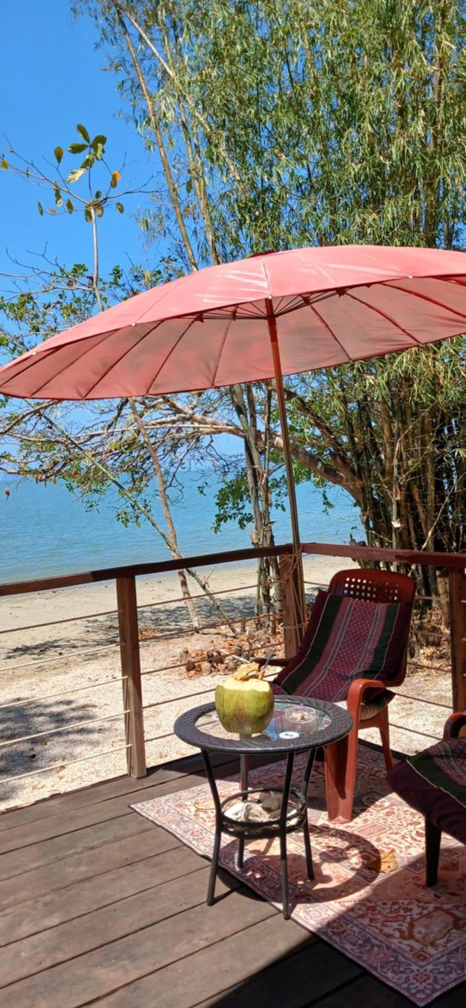 Hotel Dugong Koh Sukorn à Ko Sukon Extérieur photo