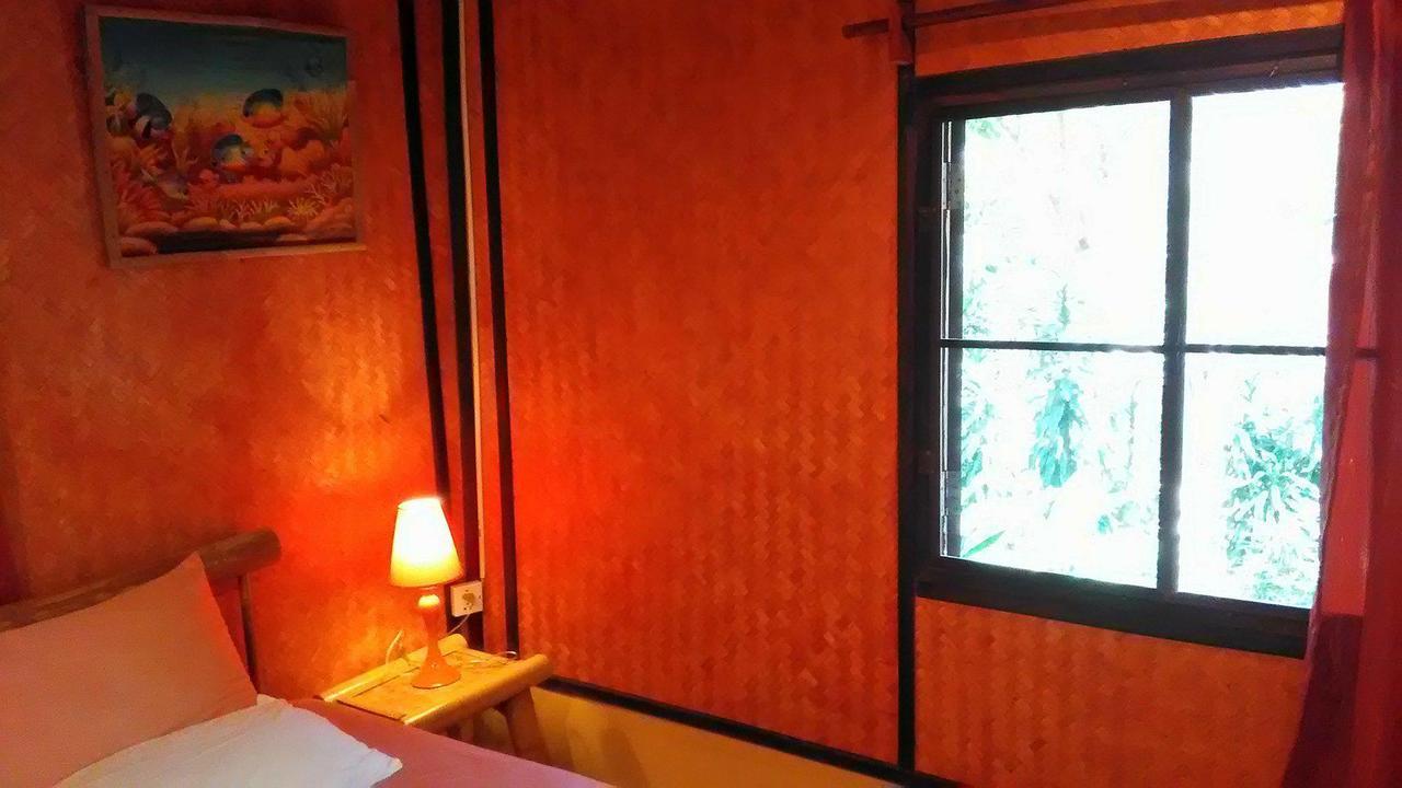Hotel Dugong Koh Sukorn à Ko Sukon Extérieur photo