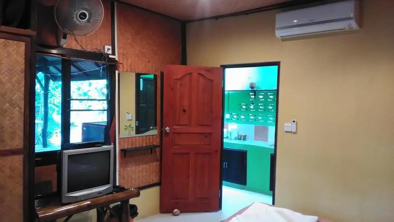 Hotel Dugong Koh Sukorn à Ko Sukon Extérieur photo